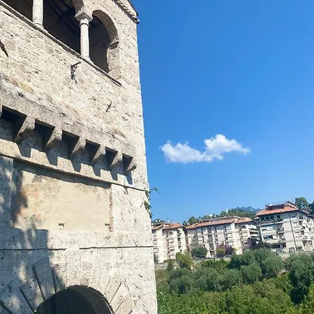 L Attico Sul Fiume Center Home Daire